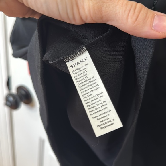 *NEW* SPANX THE PERFECT FUNNEL TOP PONTE ZIPPER BACK CLASSIC BLACK 3X - Picture 10 of 10